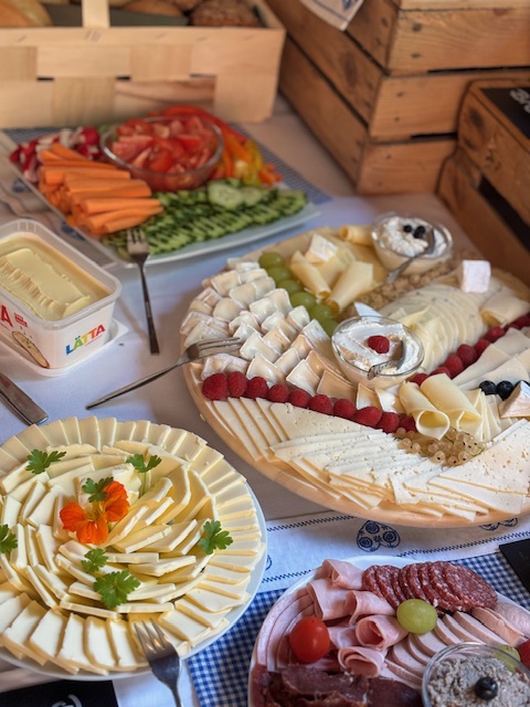 fruhstucksbuffet-ab-15-personen